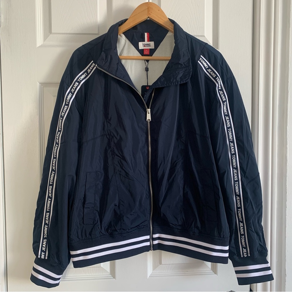 NWT Tommy Hilfiger Striped Logo Navy Blue Bomber Jacket